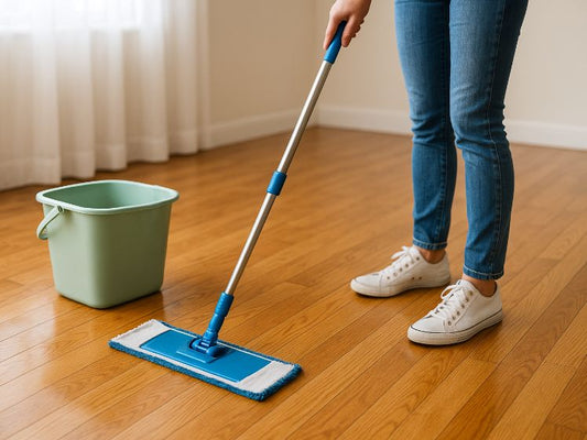 Cómo limpiar pisos de madera y mantener su brillo